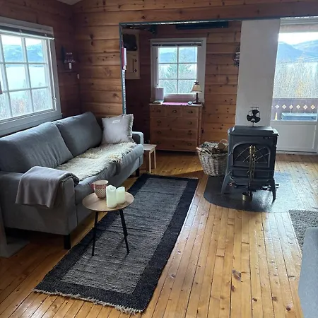 Semesterbostad Cozy In Snarby Near Tromsø